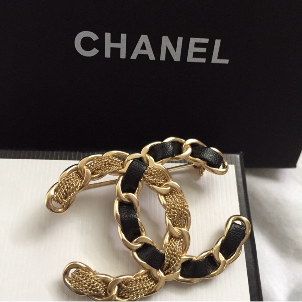 Chanel Authentic Brooch with box